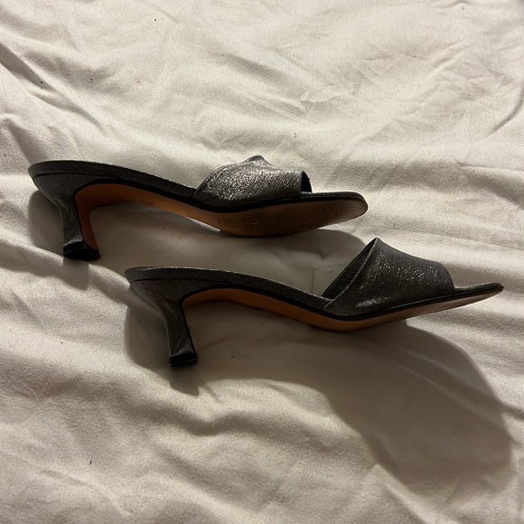 Stuart Weitzman pewter metallic slides - Picture 4 of 7